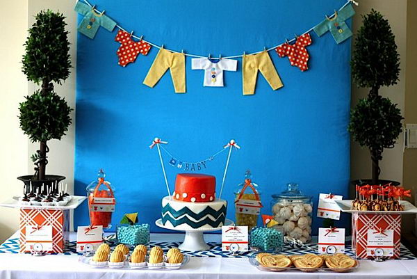 modern-chevron-baby-shower-decor-27