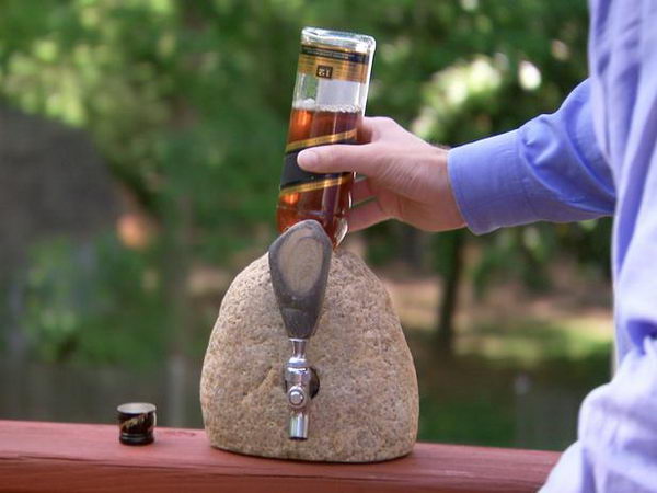 stone-drink-dispenser-4