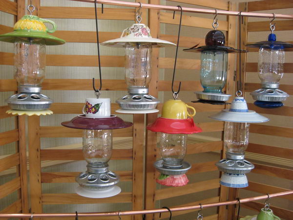 mason-jar-bird-feeders-41