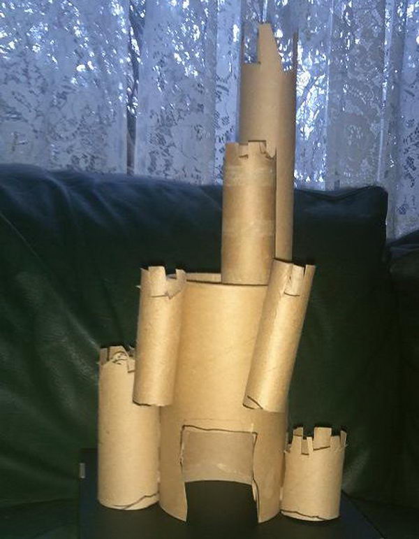 15-toilet-paper-roll-castle