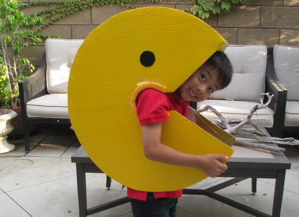 13-diy-pacman-kid-costume-idea