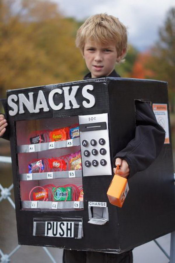 30-halloween-vending-machine-costume