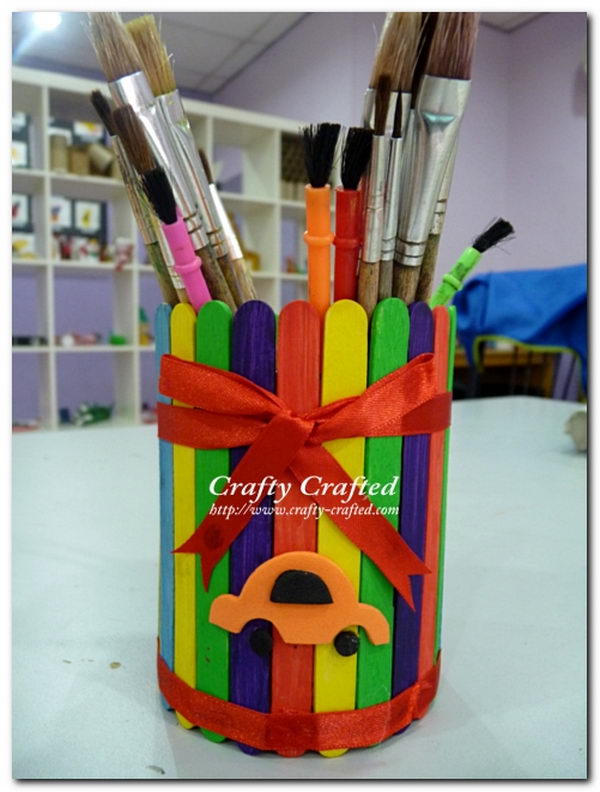 11-rainbow-craft-stick-pencil-holder