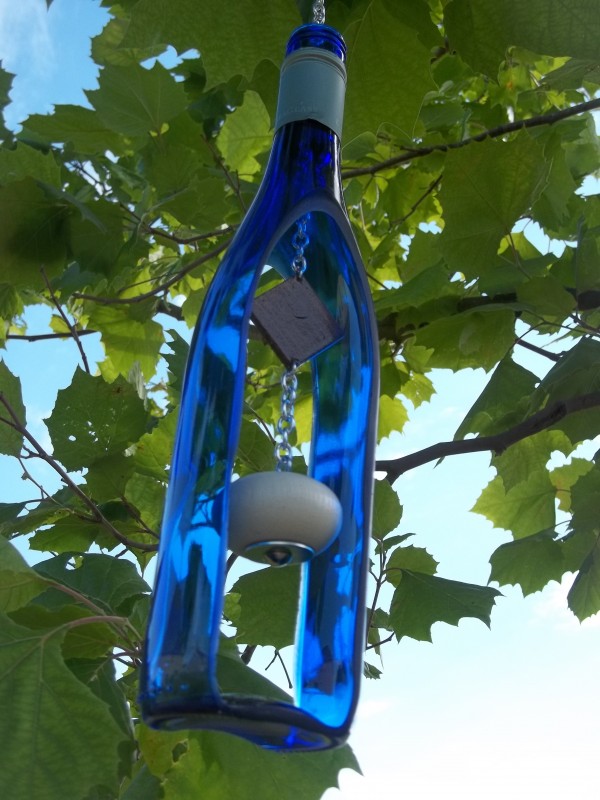 Recycled Wine Bottle Wind Chime. 