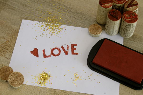 DIY Wine Cork Stamps. 