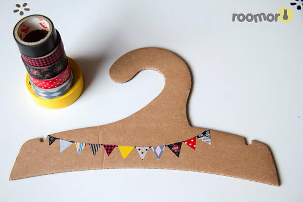 Cardboard Animal Clothes Hanger,