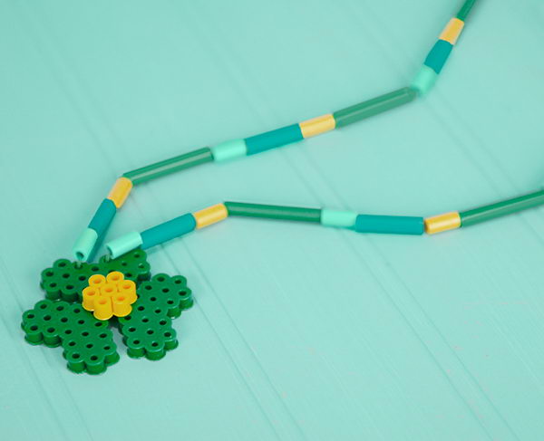 14-shamrock-necklace