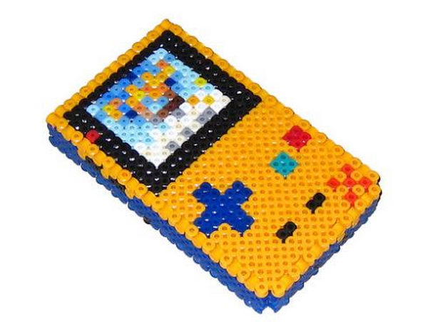 18-3d-gameboy-perler-beads