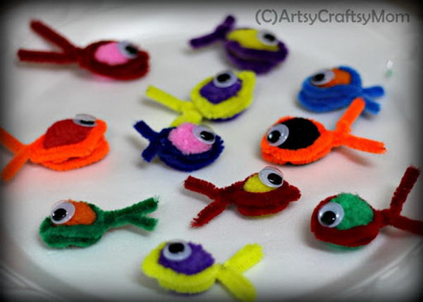 47-pipe-cleaner-fishes