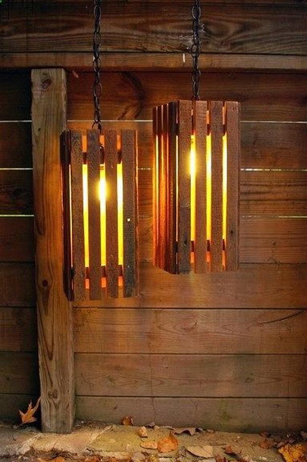 Old Wood Pallets Lamps Primitive Decorating Idea,