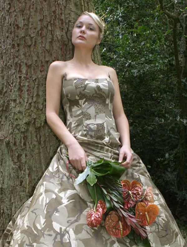 Camouflage Wedding Dress offer a unique twist on the traditional wedding gown. Camo doesn’t have to be informal – some designers have created elegant and feminine formal wedding gowns from camouflage fabric.
