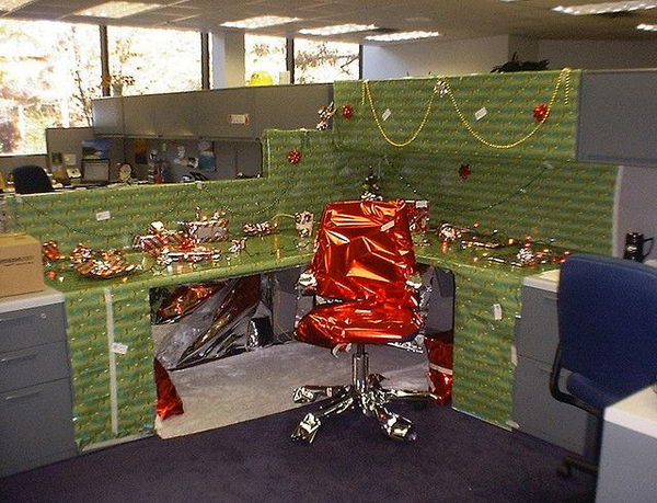 Cubicle Decorations for Christmas.