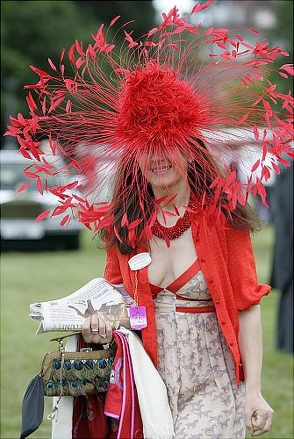 Kentucky Derby hats that are known for their vivacious colors and wildly extravagant size.