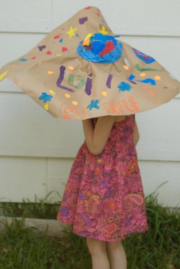 Kentucky Derby hats that are known for their vivacious colors and wildly extravagant size.