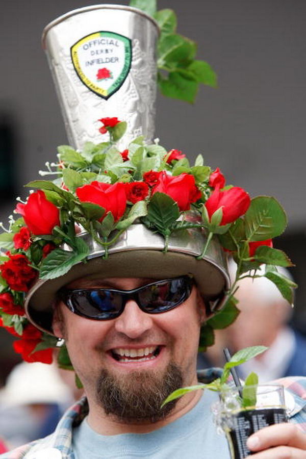 Kentucky Derby hats that are known for their vivacious colors and wildly extravagant size.