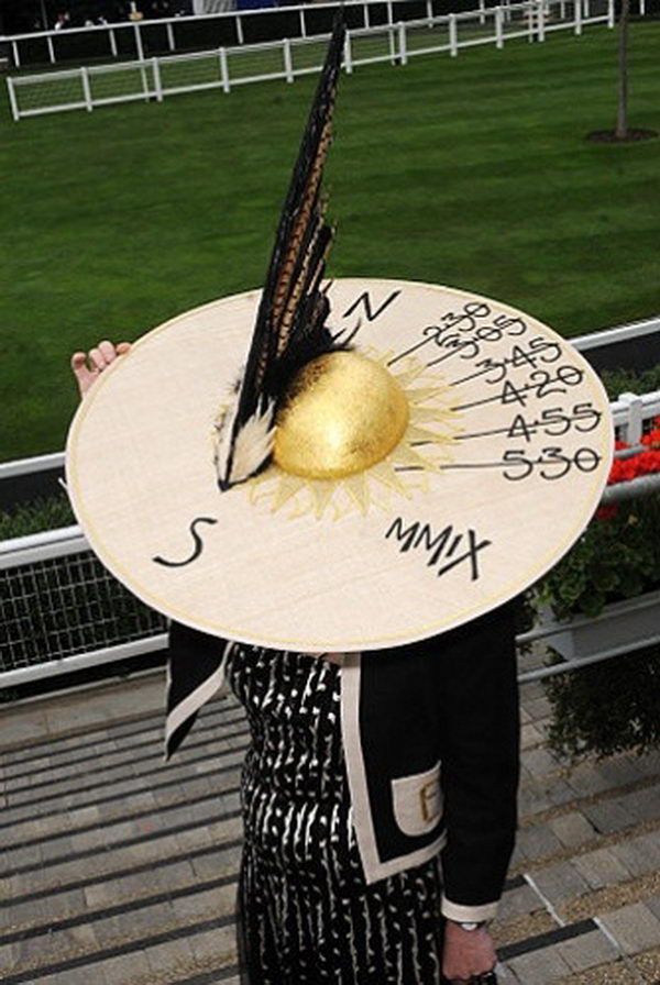 Kentucky Derby hats that are known for their vivacious colors and wildly extravagant size.