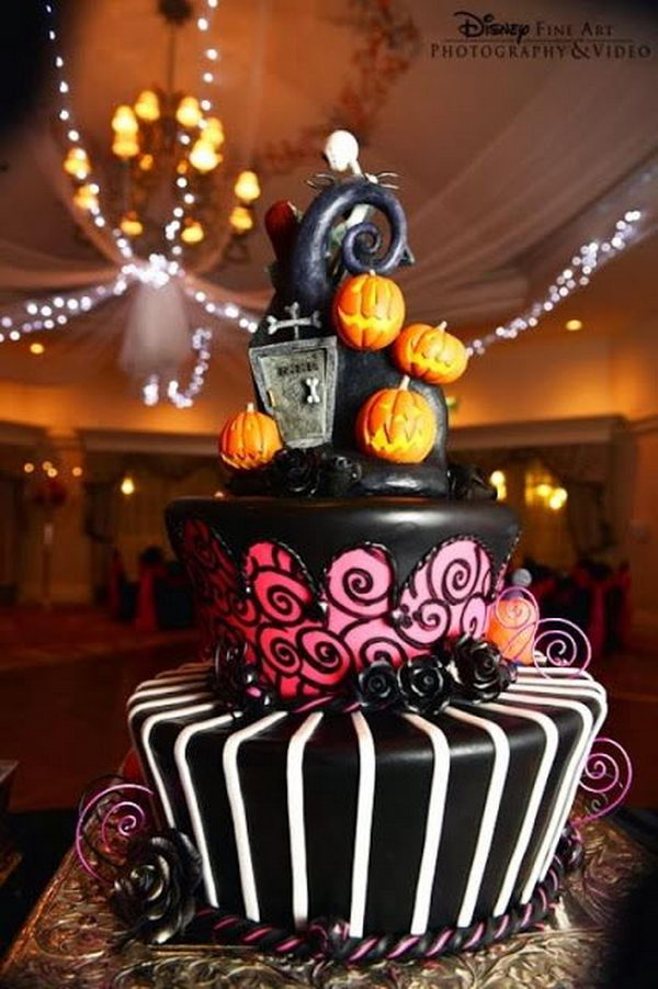 Cool Halloween Wedding Ideas. Celebrate your love and saying 'I do' on the Halloween's Eve. Make your wedding hauntingly fun and elegant on the most bewitching of holidays.
