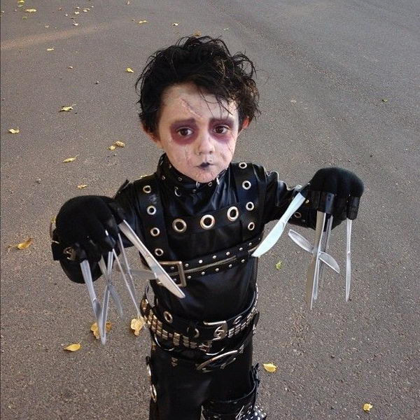 Edward Scissorhands Costume for Kids. Super Cool Character Costumes. With so many cool costumes to choose from, you have no trouble dressing up as your favorite sexy idol this Halloween.