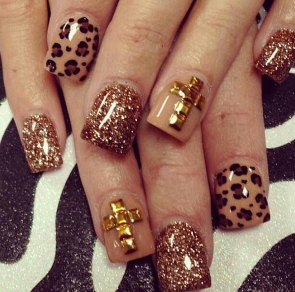 Cheetah or Leopard Nail Art. A great way to express your love for wildlife and leopard or cheetah in particular.