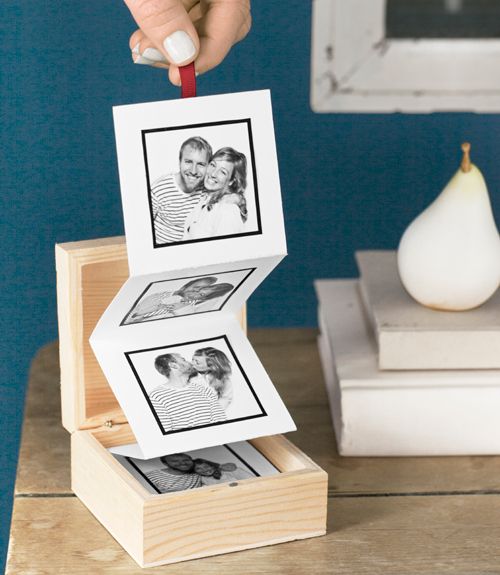 DIY Pull Out Photo Album.