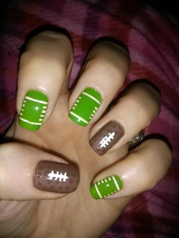 Cool Football Nail Art. A fun way to support your team and show off your team spirit throughout the football season.