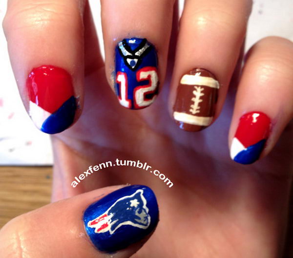Cool Football Nail Art. A fun way to support your team and show off your team spirit throughout the football season.