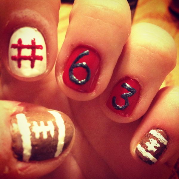 Cool Football Nail Art. A fun way to support your team and show off your team spirit throughout the football season.