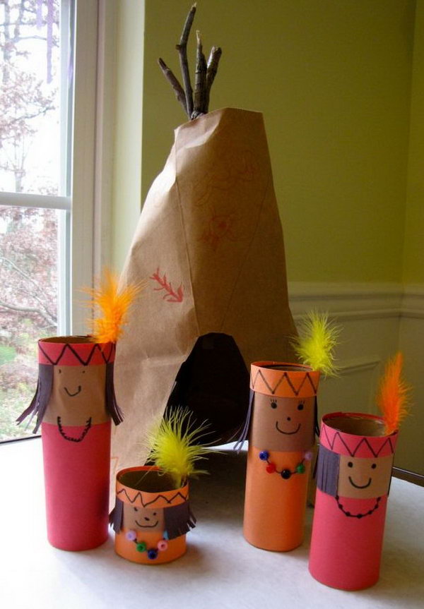 This Thanksgiving Pretend Play Set was easy to make and fun to set up as an Invitation to Play and Learn. 