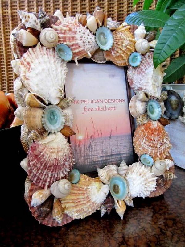 Seashells are a fun and inexpensive way to add color and texture to your decor. They can be easily turned into jewelries, candle holders, picture frames, chimes and lamps.