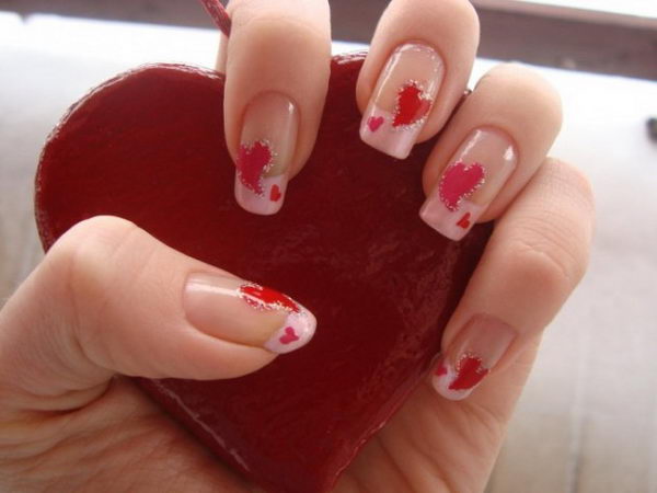 Romantic Valentine Nail Art.