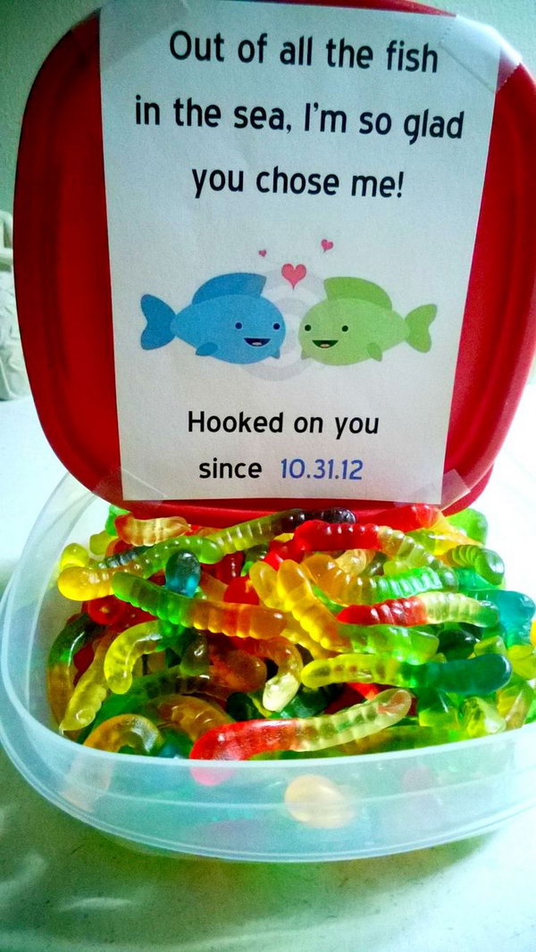 Out of all the fish in the sea, I'm so glad you chose me! What cute Valentines Day idea with all these colorful candy worms and lovely messages. 