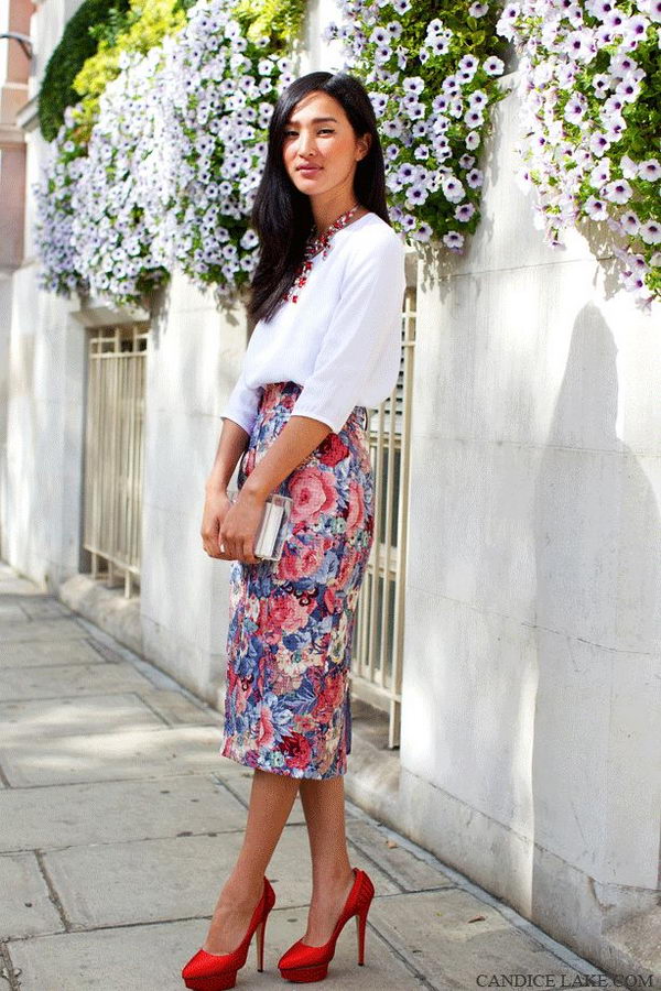 Stylish Pencil Skirt Idea. Shows the legs which keep it decidedly feminine. With a tucked-in shirt or belted jacket, the pencil skirt gives you a long, lean line.