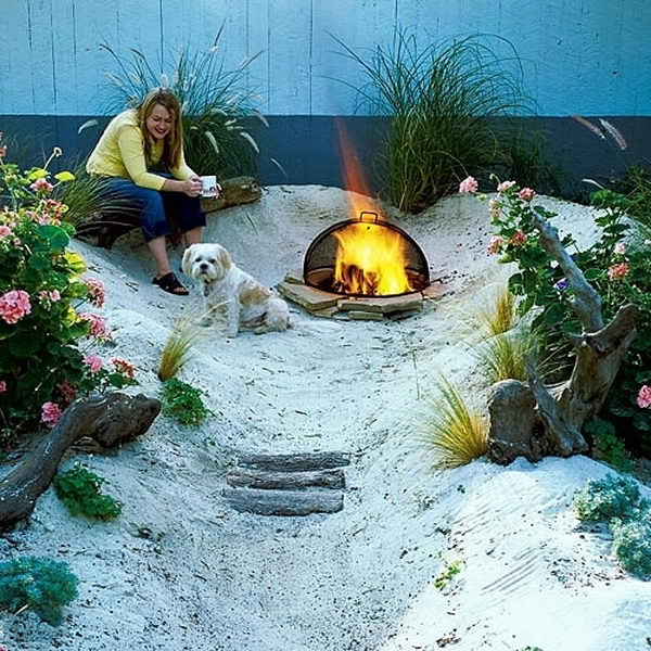 Build a Backyard Beach. Interesting things to do out there in your backyard. So simple and cheap to make, and you could play them with your kids or family anytime.