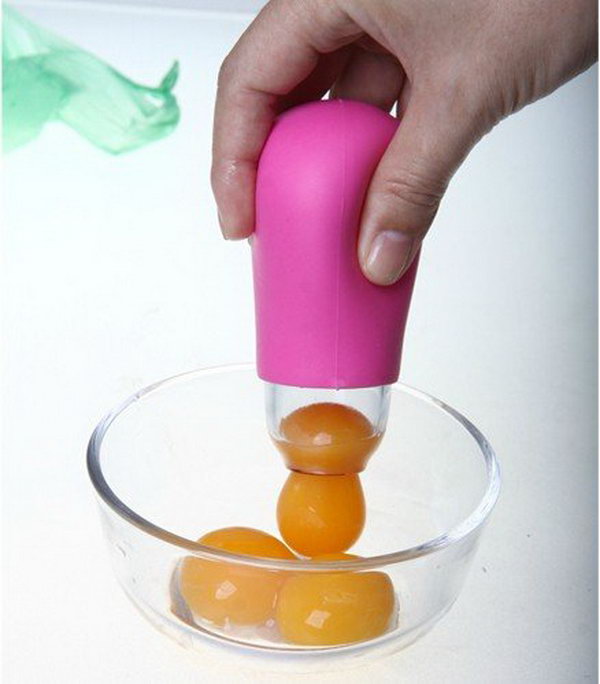 Silicone Round Egg Yolk Out Separator. The must have kitchen gadget for separating egg yolks from egg whites. Simply place it over the yolk of an already cracked egg, squeeze the silicone chamber and release to suck the egg yolk up into it.