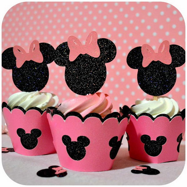 This adorable glittering Mickey Shorts Cupcake Topper is in black and red with white for the buttons on Mickey’s shorts. What a fun way to decorate your cupcakes! Your kids can’t miss seeing the darling Mickey mouse in this way!