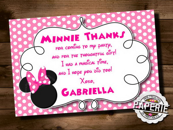 All guest are important to celebrate such an exquisite Minnie mouse themed party. A creative Minnie mouse invitation card is very necessary.