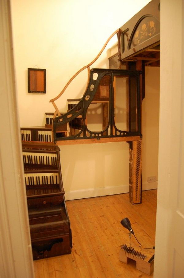 Creative Old Piano Repurposing Idea. Give your old piano a new life, and showcase your artwork to your friends.