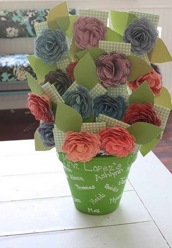Gift Card Bouquet. A gift card bouquet is as beautiful as a real flower bouquet. But the card bouquet will never wither like the real one do. So this gift card bouquet is a fabulous present for friends. 