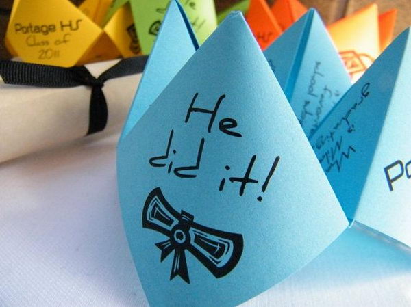 Cootie Catchers Graduation Announcement. Here offers a unique way to share your great news with friends and relatives about your graduation. The cootie catcher design is just so creative and interesting. I just can't imagine this fantastic inspiration idea.
