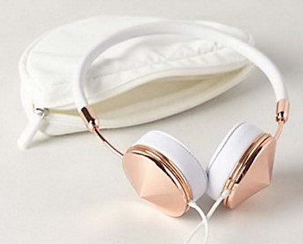 Leather Wrapped Headphones. The graduate’s coworkers will speak highly of this leather wrapped headphone for its elegant and fashionable outlook as well as compatibility with various devices.