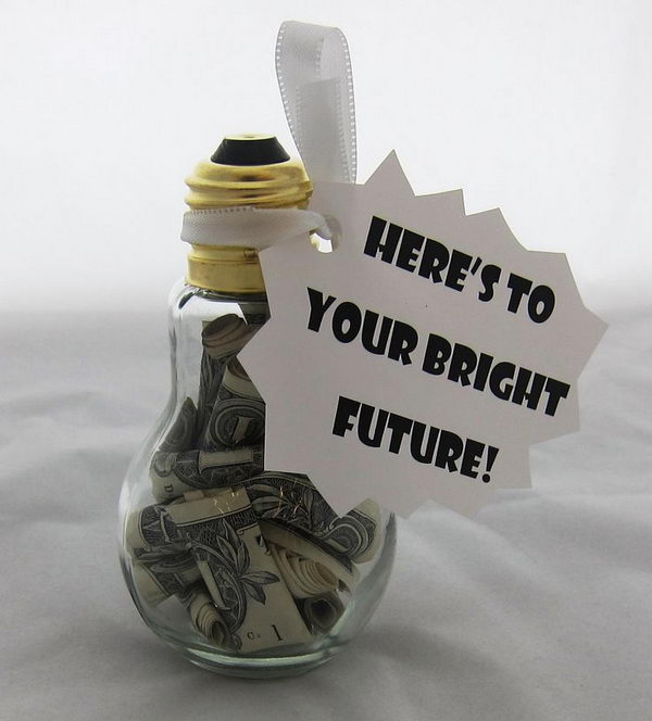Creative Light Bulb DIY Idea. Instead of just throwing them away, repurpose them as some creative things.