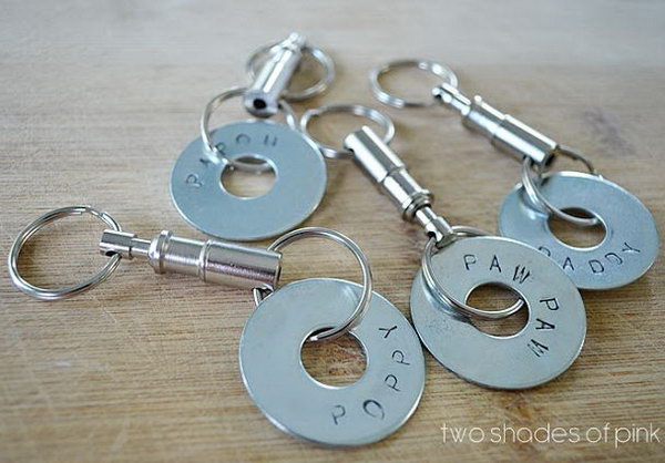  Stamped Washer Keychain. This easy to do gift can be personalized for anyone such as grandpas and daddies. Let me fill you in on all the details!