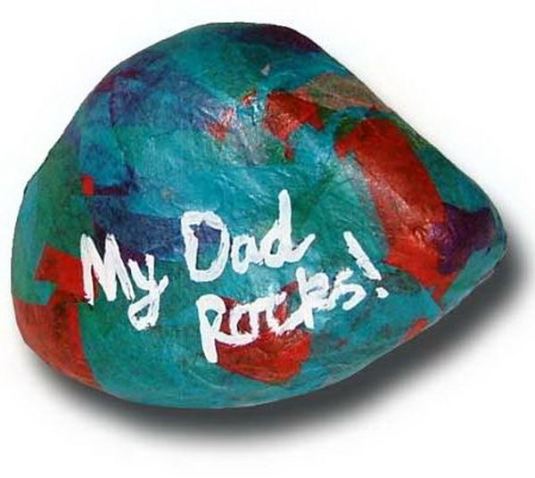 Handmade Dad Rocks Paperweight.  This colorful handmade Dad rocks paperweight looks like so much fun to make. You can do it in any color and add different words to the rock. Get the tutorial here.
