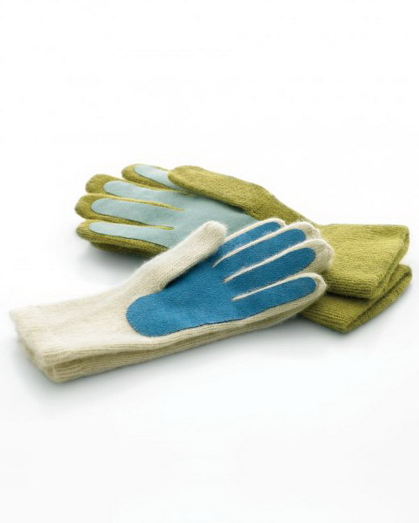 Handmade Gloves. This is a useful and practical present for men. And they are super easy and simple to make. 