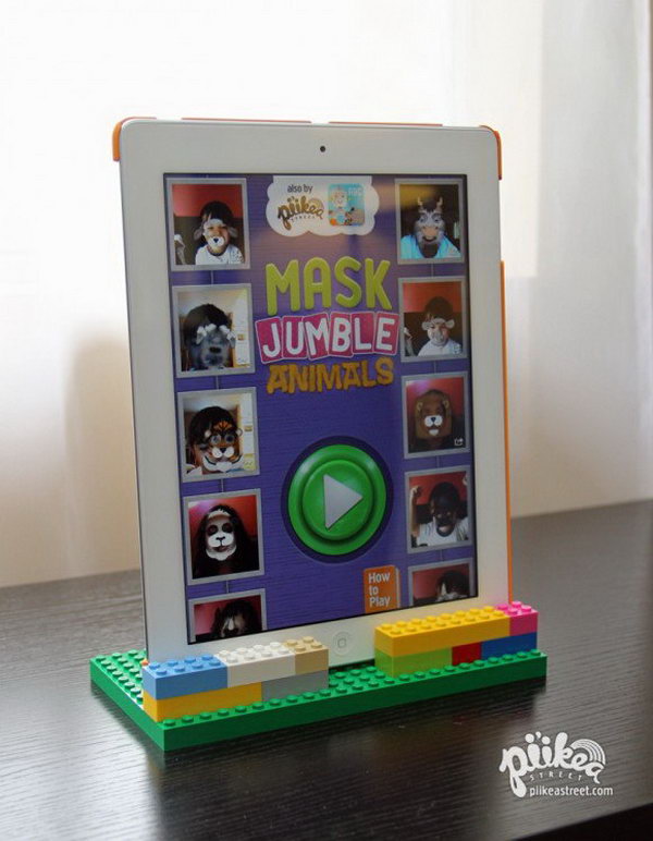 DIY LEGO iPad stand. All kids will love this cool LEGO iPad stand very much. 