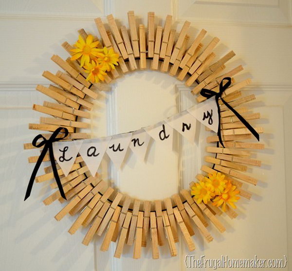 DIY Clothespin wreath. This is a creative idea to upcycle the wood clothespin from the dollar store. It is natural and looks so great on the door. 