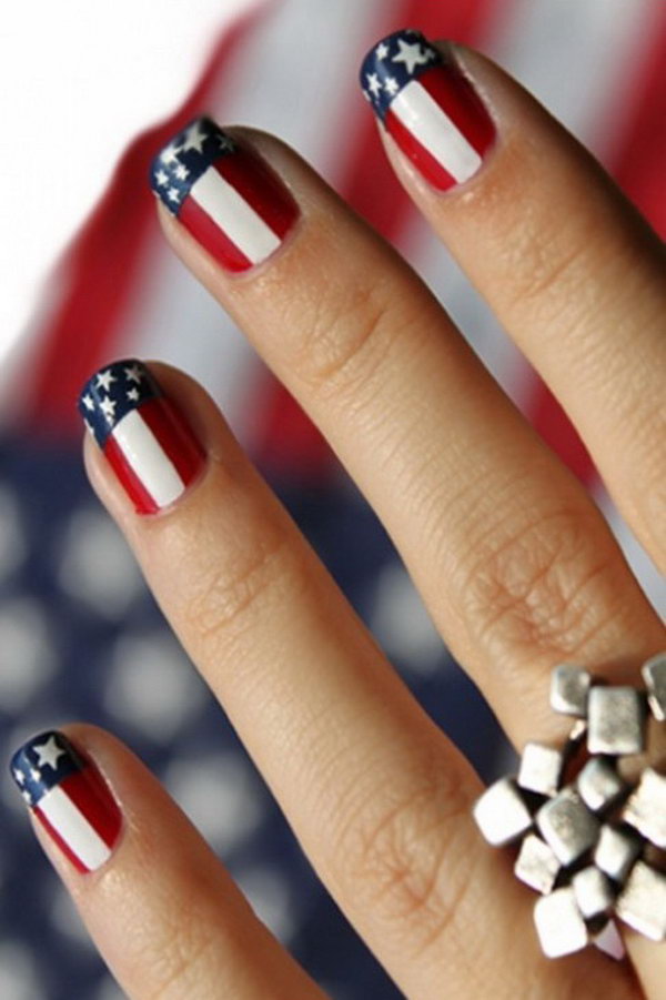 American Flag inspired Nail Art