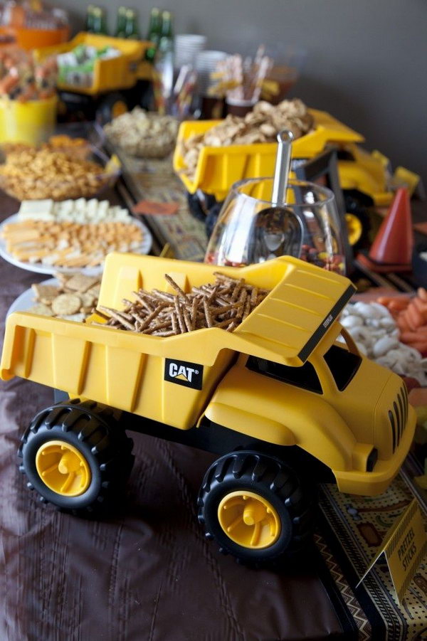  Use Plastic Dump Trucks As Bowls To Hold Snack Foods 