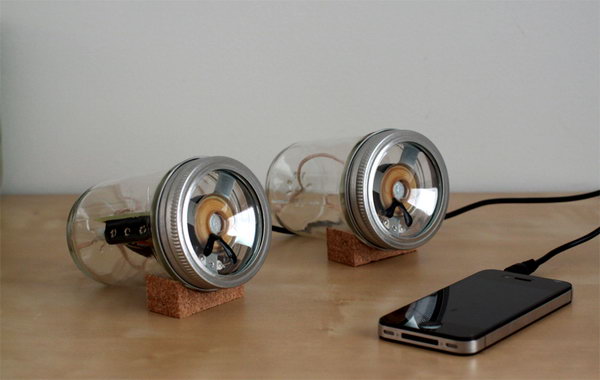 DIY Mason Jar Speaker Set: The versatile mason jar can be turned into many creative crafts and there are many examples on pinterest. Designer Sarah Pease converted these canning jars into a set of iPhone speakers using David Mellis’ open-source Fab Speakers design files. And they are incredibly stylish. See the tutorial 