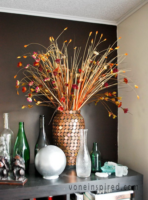 Lucky Penny Vase. Using pennies to refashion your old vase.  See how to do it 
